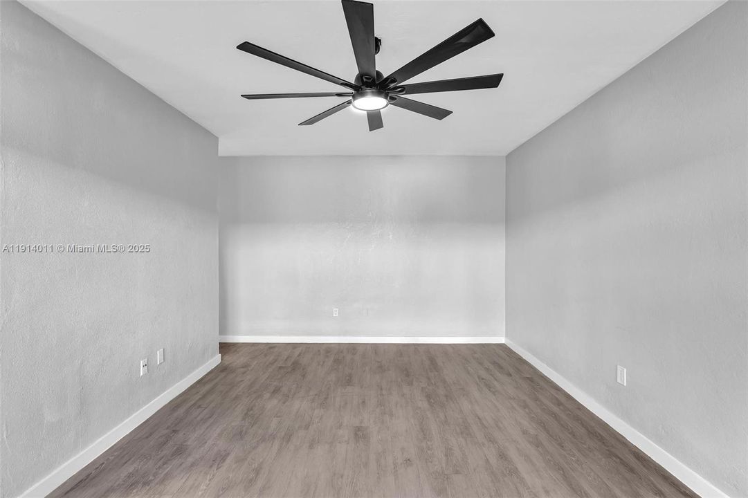Recently Rented: $1,850 (1 beds, 1 baths, 650 Square Feet)