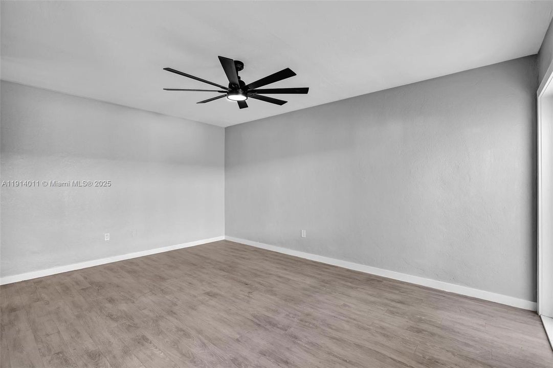 Recently Rented: $1,850 (1 beds, 1 baths, 650 Square Feet)