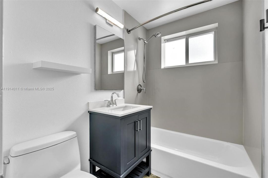 Recently Rented: $1,850 (1 beds, 1 baths, 650 Square Feet)
