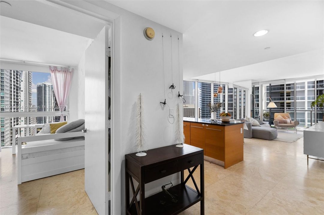 Недавно арендовано: $4,300 (2 спален, 2 ванн, 1327 Квадратных фут)