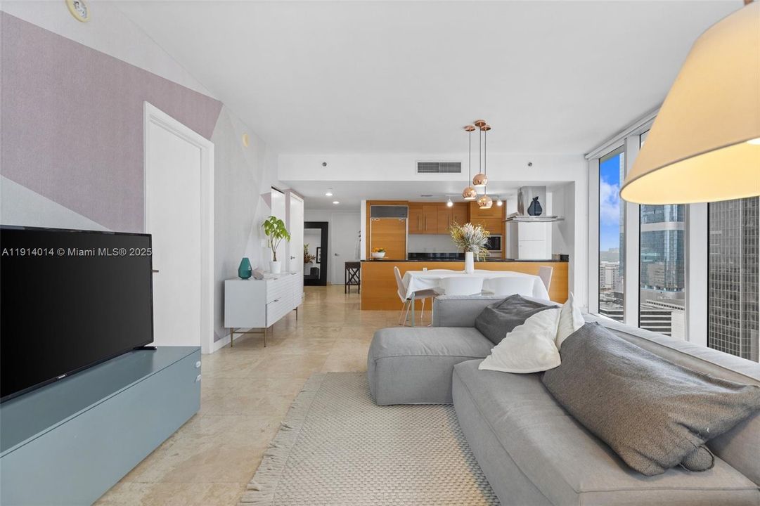 Недавно арендовано: $4,300 (2 спален, 2 ванн, 1327 Квадратных фут)