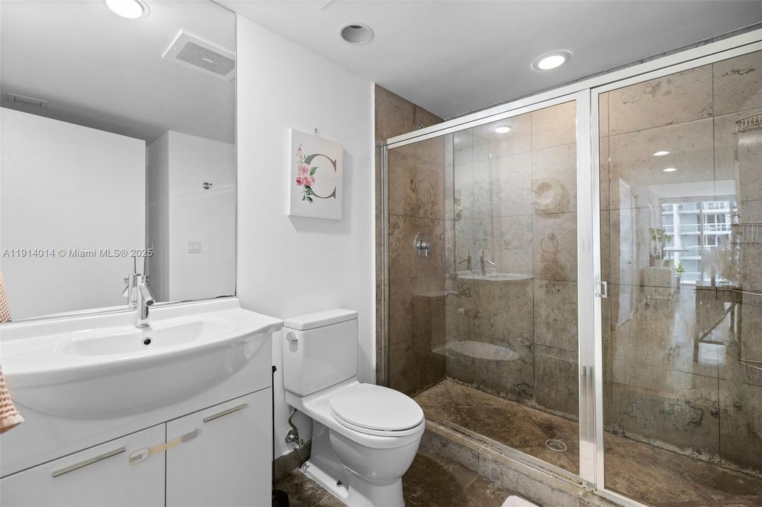 Недавно арендовано: $4,300 (2 спален, 2 ванн, 1327 Квадратных фут)