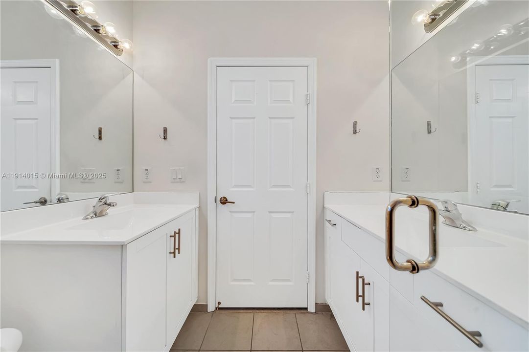 Activo con contrato: $535,000 (3 camas, 2 baños, 1583 Pies cuadrados)