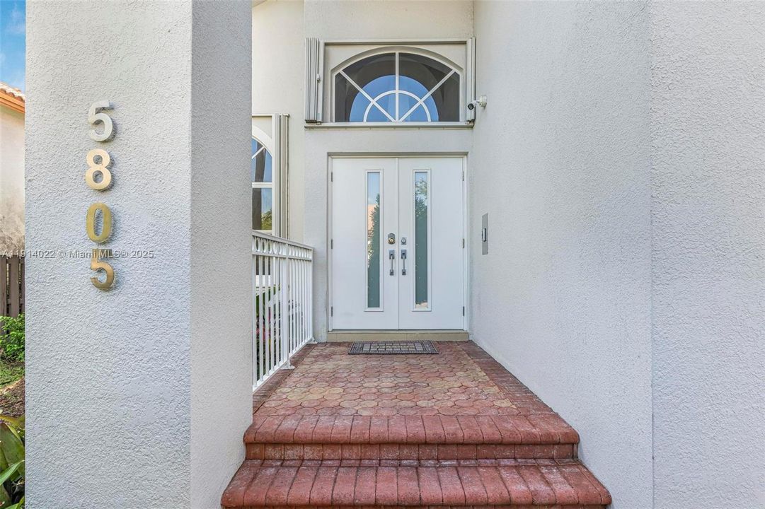 待售: $1,149,000 (4 贝兹, 3 浴室, 2468 平方英尺)