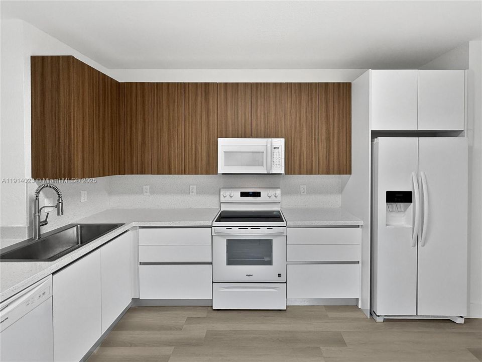 En Venta: $550,000 (3 camas, 2 baños, 1461 Pies cuadrados)