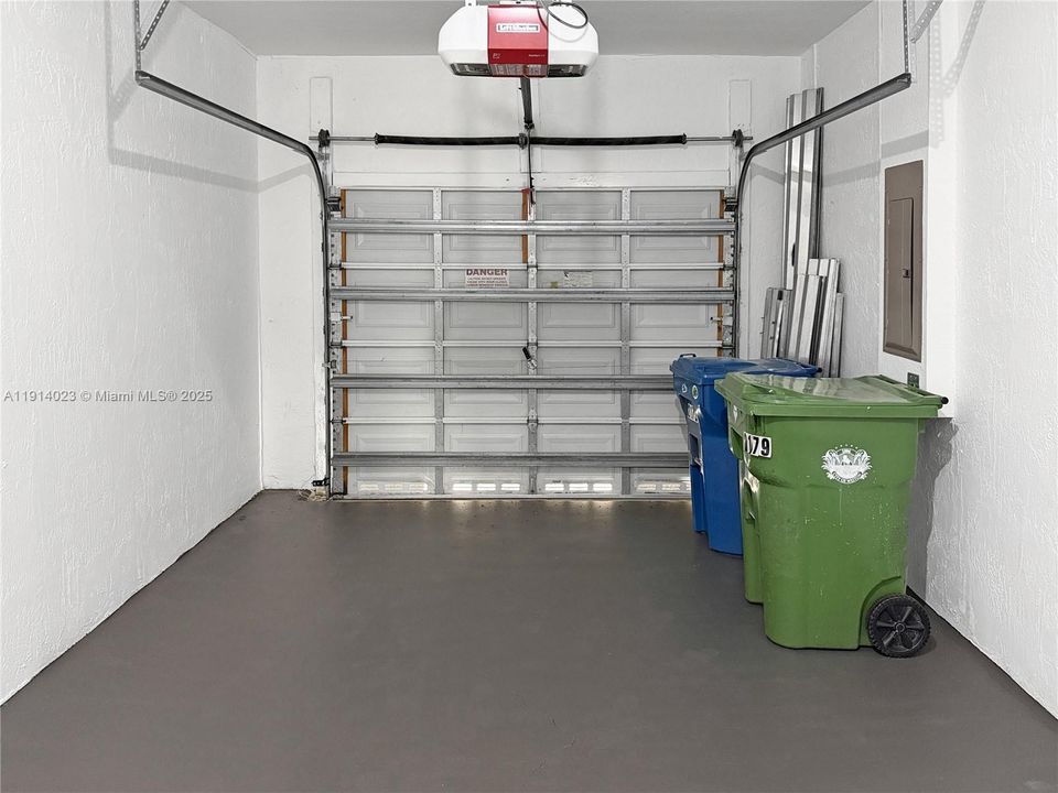 En Venta: $550,000 (3 camas, 2 baños, 1461 Pies cuadrados)