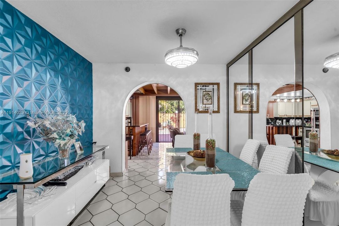 For Sale: $1,349,000 (4 beds, 2 baths, 1863 Square Feet)