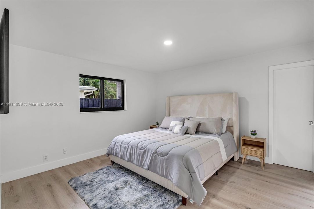 Active With Contract: $849,999 (4 beds, 2 baths, 2272 Square Feet)