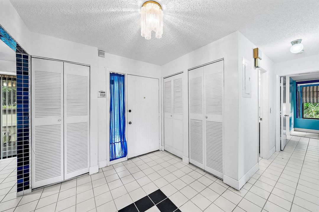 005-276BeaverDamCourt-RoyalPalmBeach-FL-