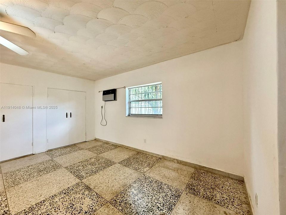 En Venta: $625,000 (0 camas, 0 baños, 1966 Pies cuadrados)