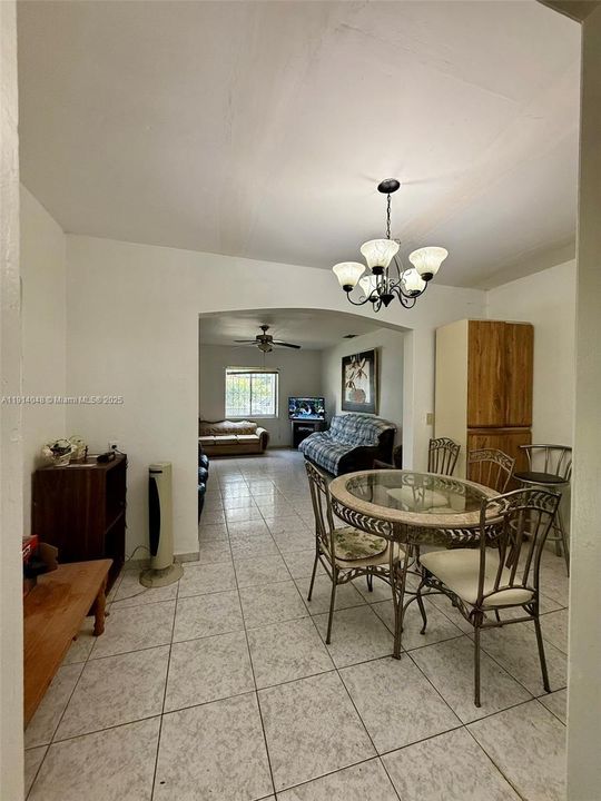 En Venta: $625,000 (0 camas, 0 baños, 1966 Pies cuadrados)