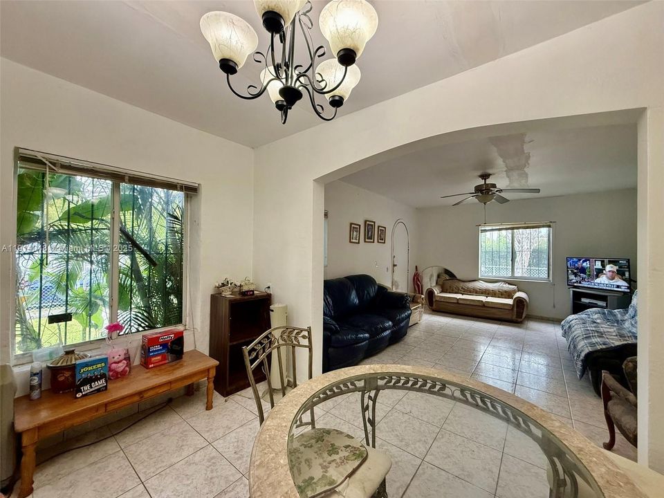 En Venta: $625,000 (0 camas, 0 baños, 1966 Pies cuadrados)