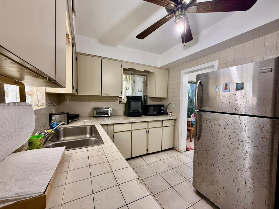 En Venta: $625,000 (0 camas, 0 baños, 1966 Pies cuadrados)