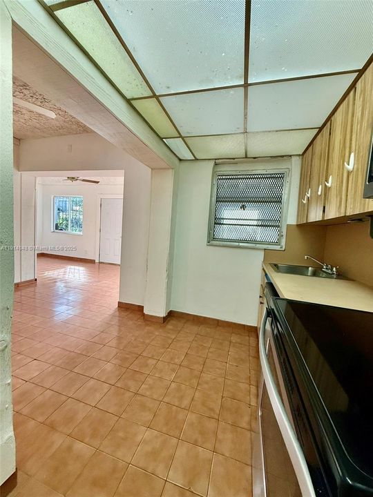 En Venta: $625,000 (0 camas, 0 baños, 1966 Pies cuadrados)
