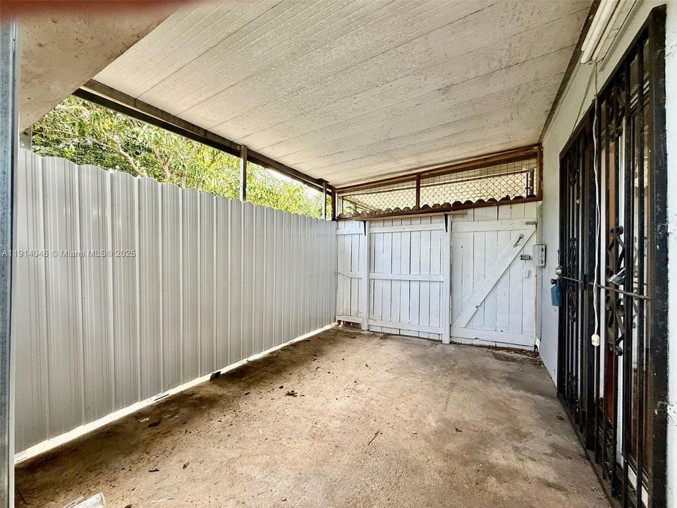 En Venta: $625,000 (0 camas, 0 baños, 1966 Pies cuadrados)