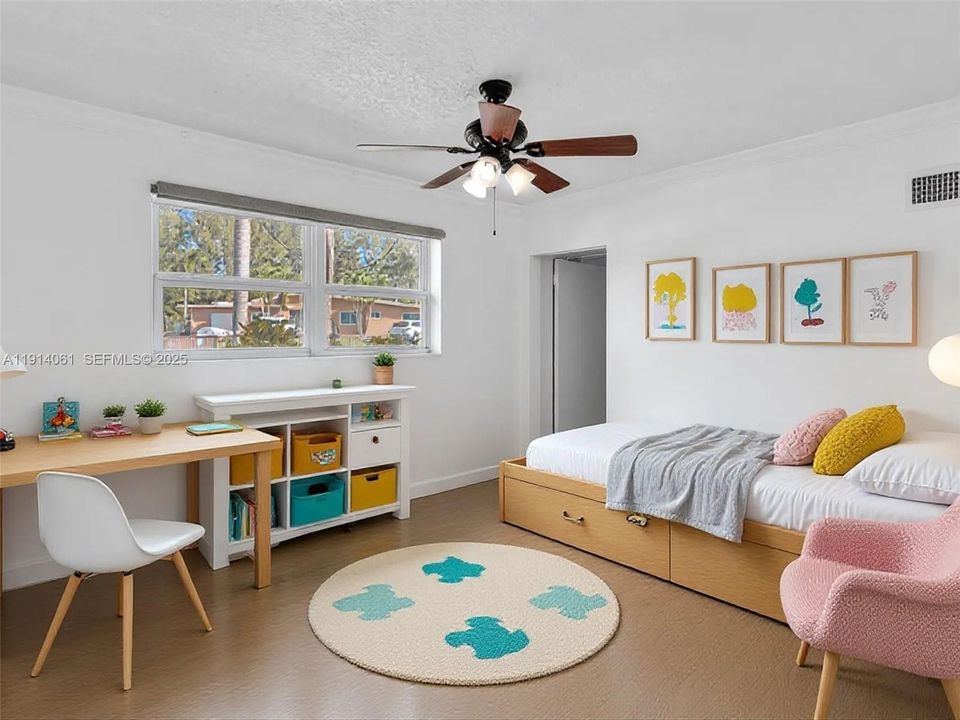 For Rent: $6,300 (4 beds, 2 baths, 2135 Square Feet)