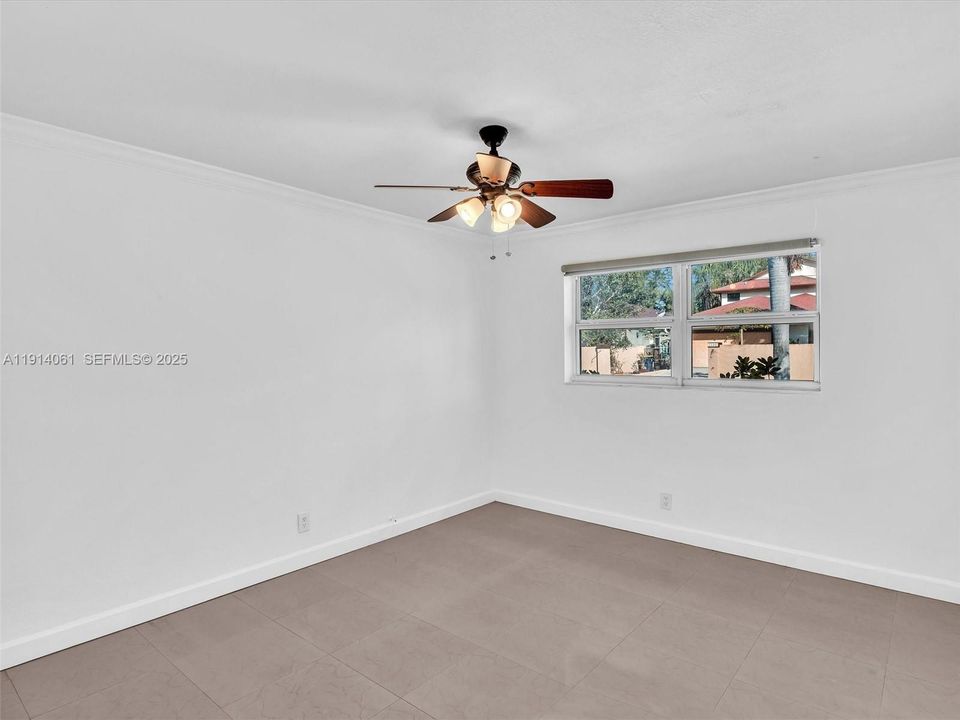 For Rent: $6,300 (4 beds, 2 baths, 2135 Square Feet)