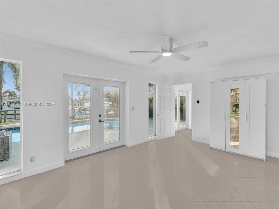 For Rent: $6,300 (4 beds, 2 baths, 2135 Square Feet)