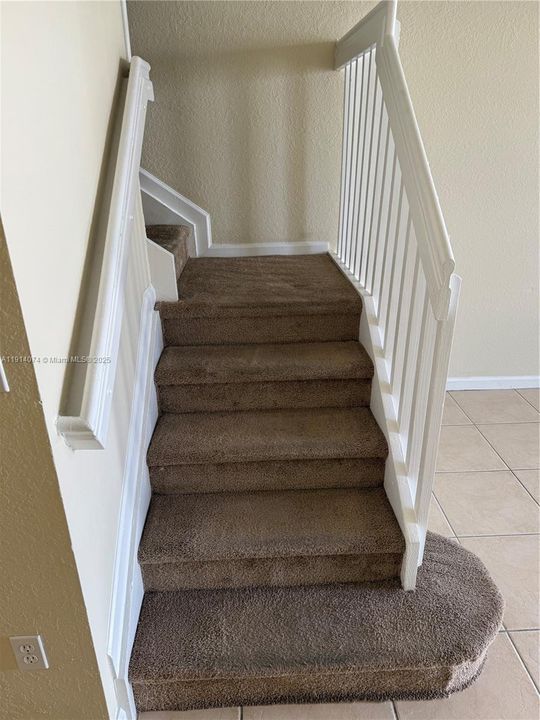 出租: $2,300 (3 贝兹, 2 浴室, 1565 平方英尺)