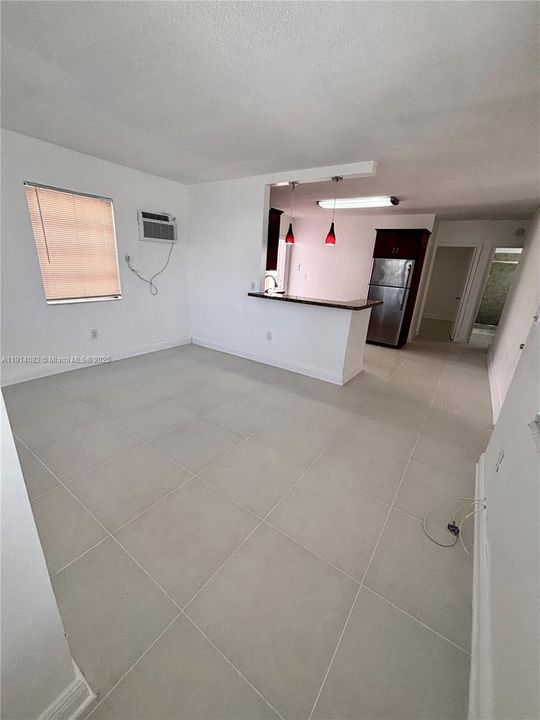 Active With Contract: $1,675 (1 beds, 1 baths, 7254 Square Feet)