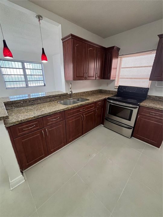 Active With Contract: $1,675 (1 beds, 1 baths, 7254 Square Feet)