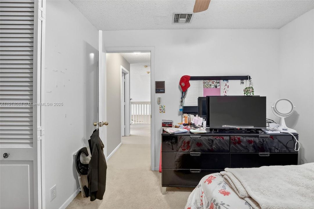 For Rent: $4,800 (3 beds, 2 baths, 1943 Square Feet)