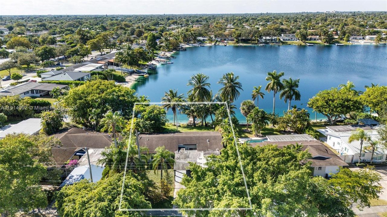 For Sale: $1,275,000 (0.24 acres)