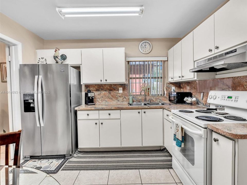 待售: $620,000 (3 贝兹, 2 浴室, 1514 平方英尺)