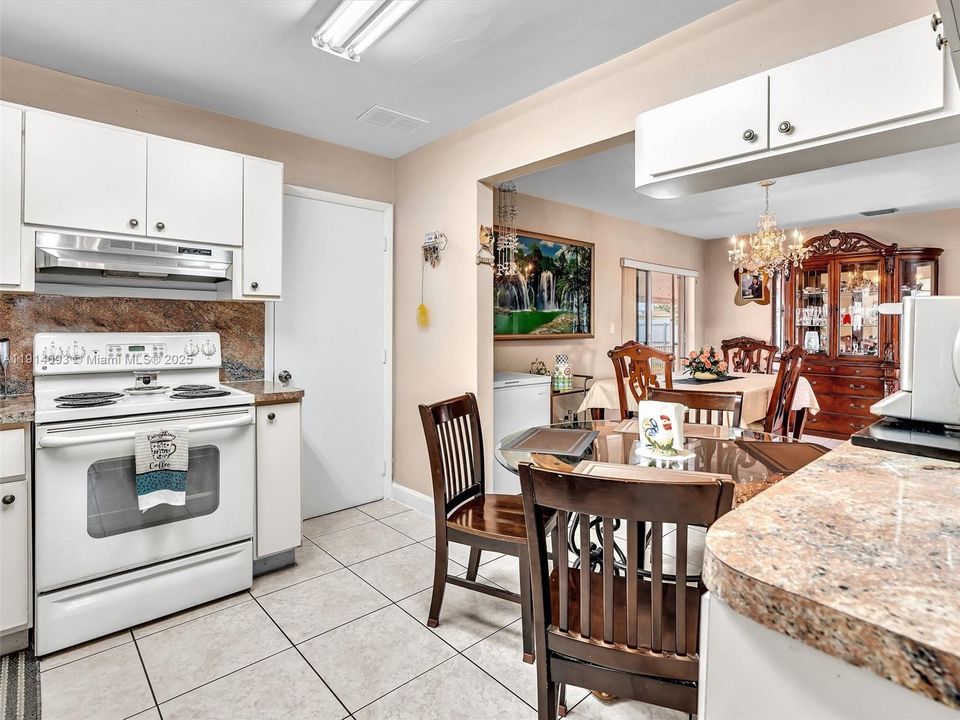 待售: $620,000 (3 贝兹, 2 浴室, 1514 平方英尺)