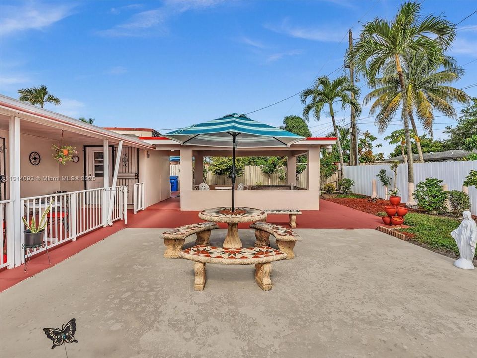 待售: $620,000 (3 贝兹, 2 浴室, 1514 平方英尺)