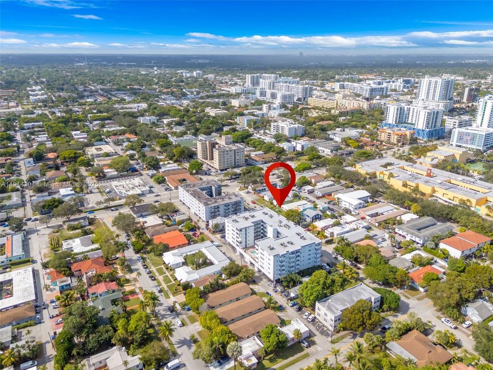 На продажу: $185,000 (1 спален, 1 ванн, 637 Квадратных фут)