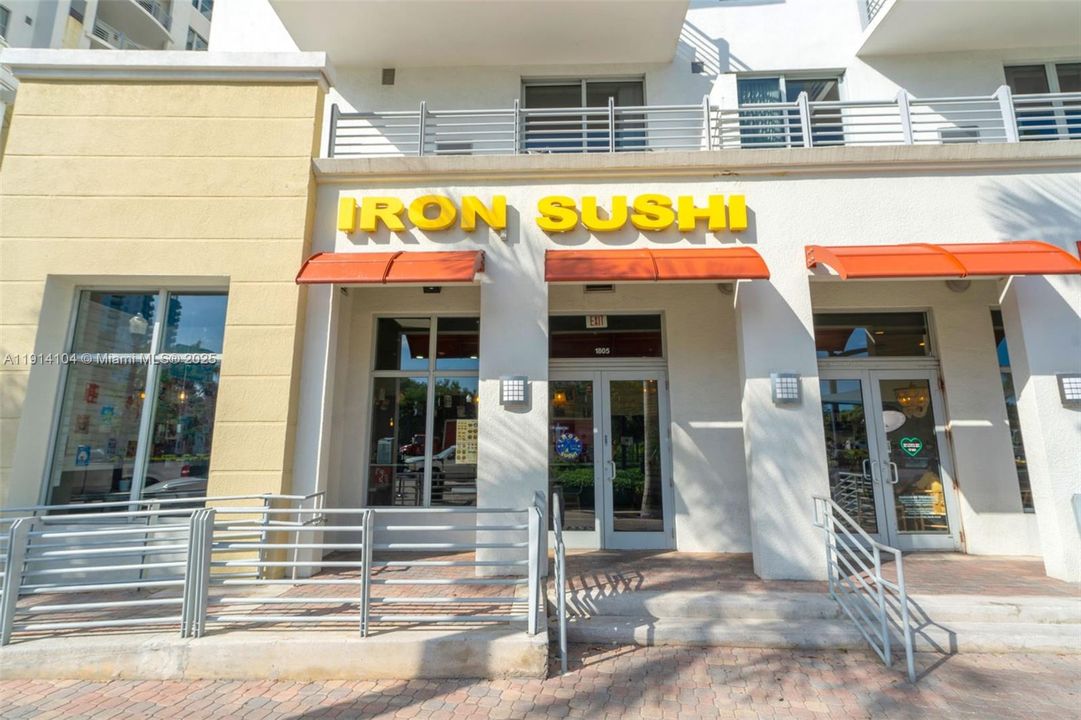 На продажу: $185,000 (1 спален, 1 ванн, 637 Квадратных фут)