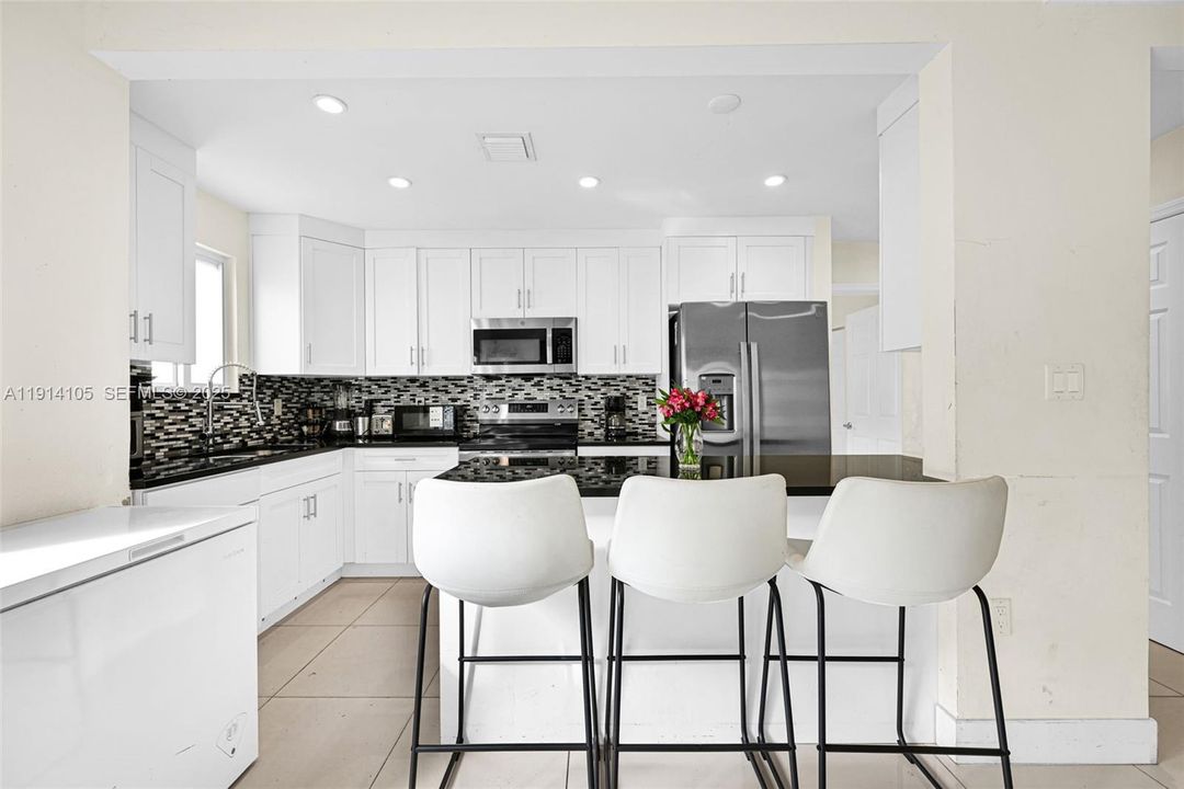 На продажу: $545,000 (4 спален, 3 ванн, 1476 Квадратных фут)