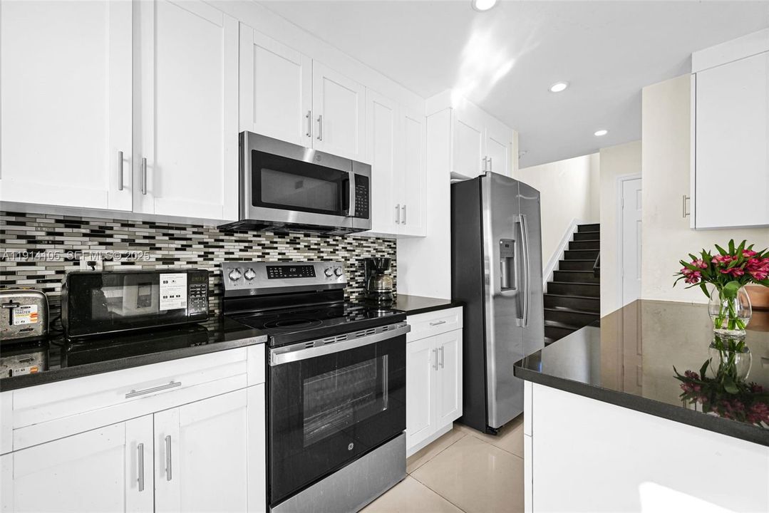 На продажу: $545,000 (4 спален, 3 ванн, 1476 Квадратных фут)