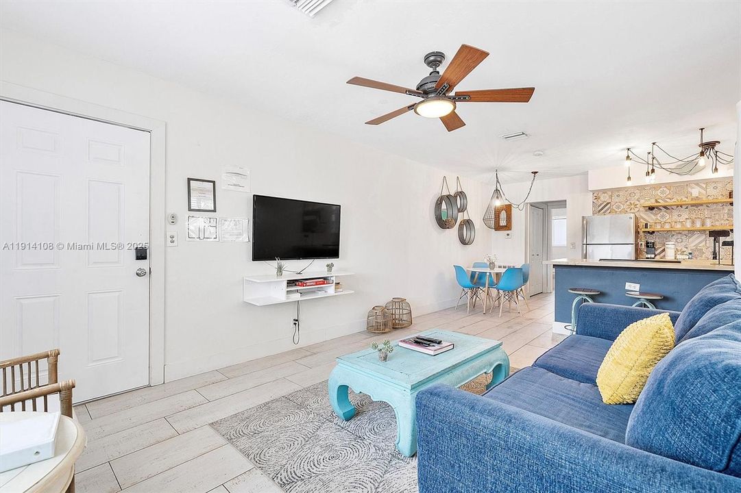 待售: $750,000 (0 贝兹, 0 浴室, 1752 平方英尺)