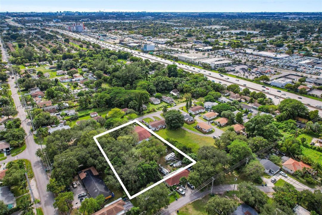 待售: $1,200,000 (3 贝兹, 3 浴室, 4886 平方英尺)