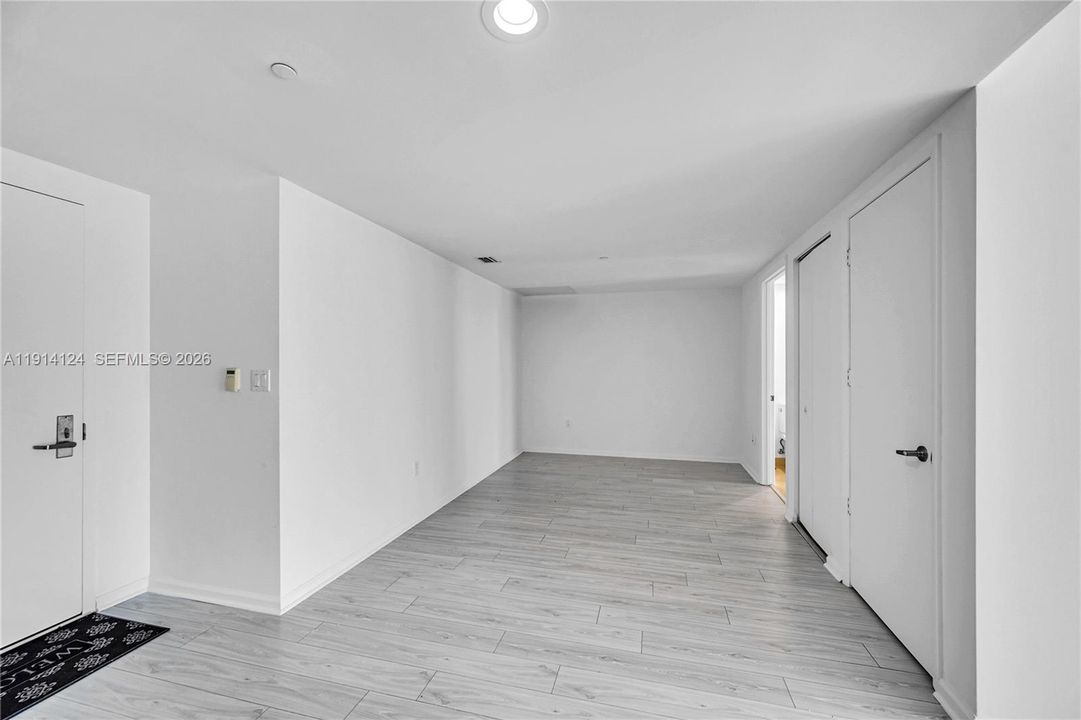 For Sale: $1,199,000 (2 beds, 2 baths, 1518 Square Feet)