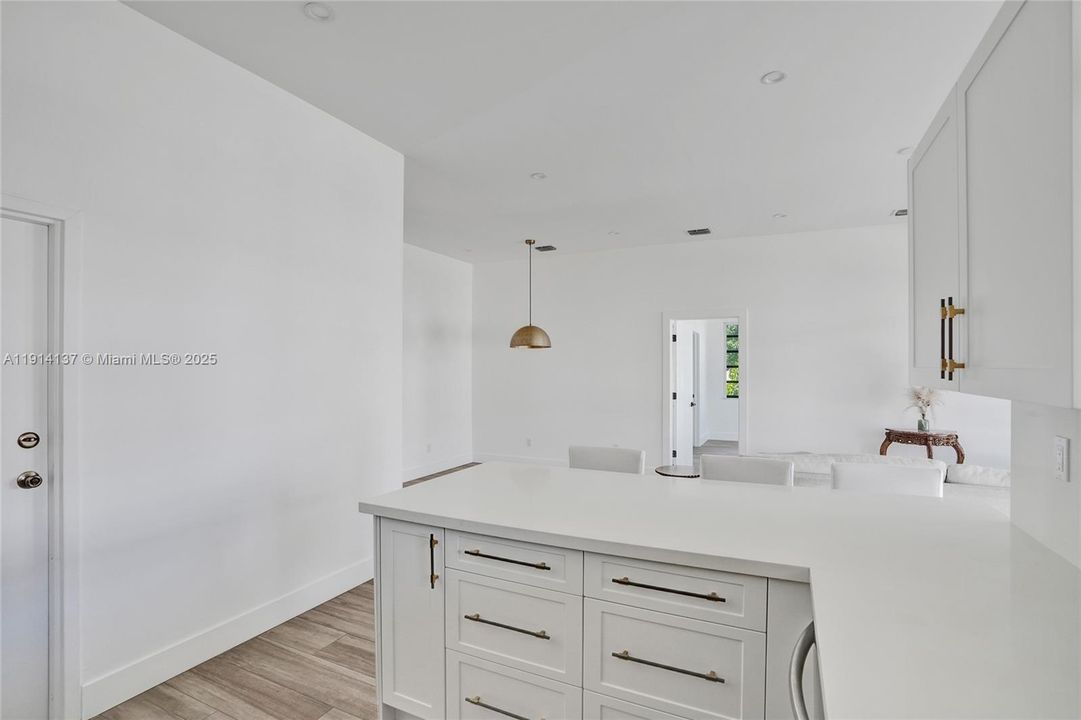 待售: $1,595,000 (0 贝兹, 0 浴室, 2672 平方英尺)