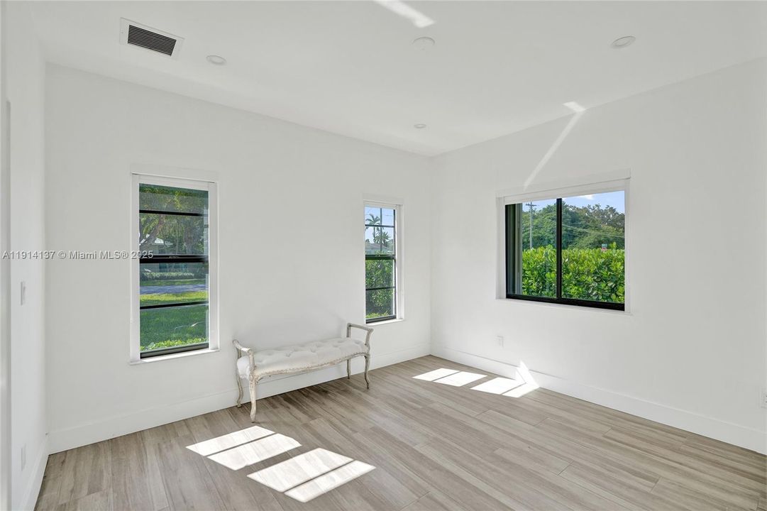 待售: $1,595,000 (0 贝兹, 0 浴室, 2672 平方英尺)