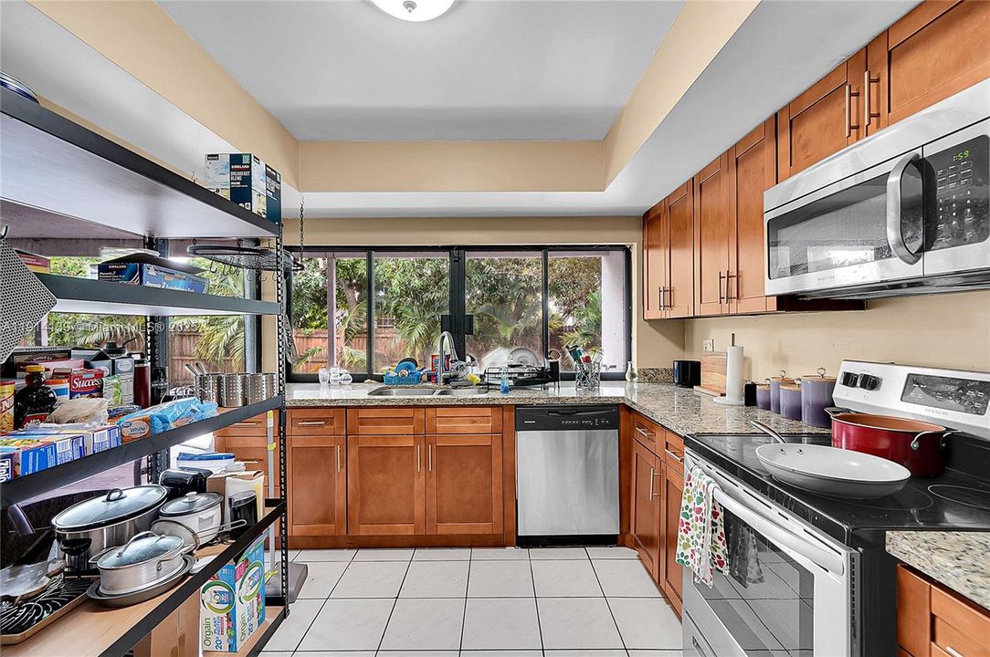 For Sale: $499,000 (3 beds, 2 baths, 1416 Square Feet)