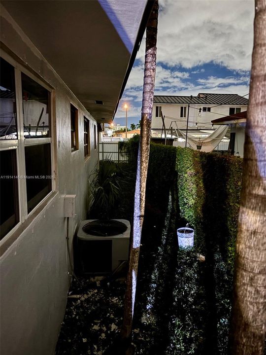 Под контрактом: $3,500 (3 спален, 2 ванн, 1182 Квадратных фут)