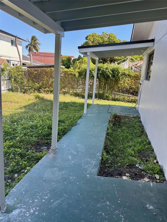 Под контрактом: $3,500 (3 спален, 2 ванн, 1182 Квадратных фут)