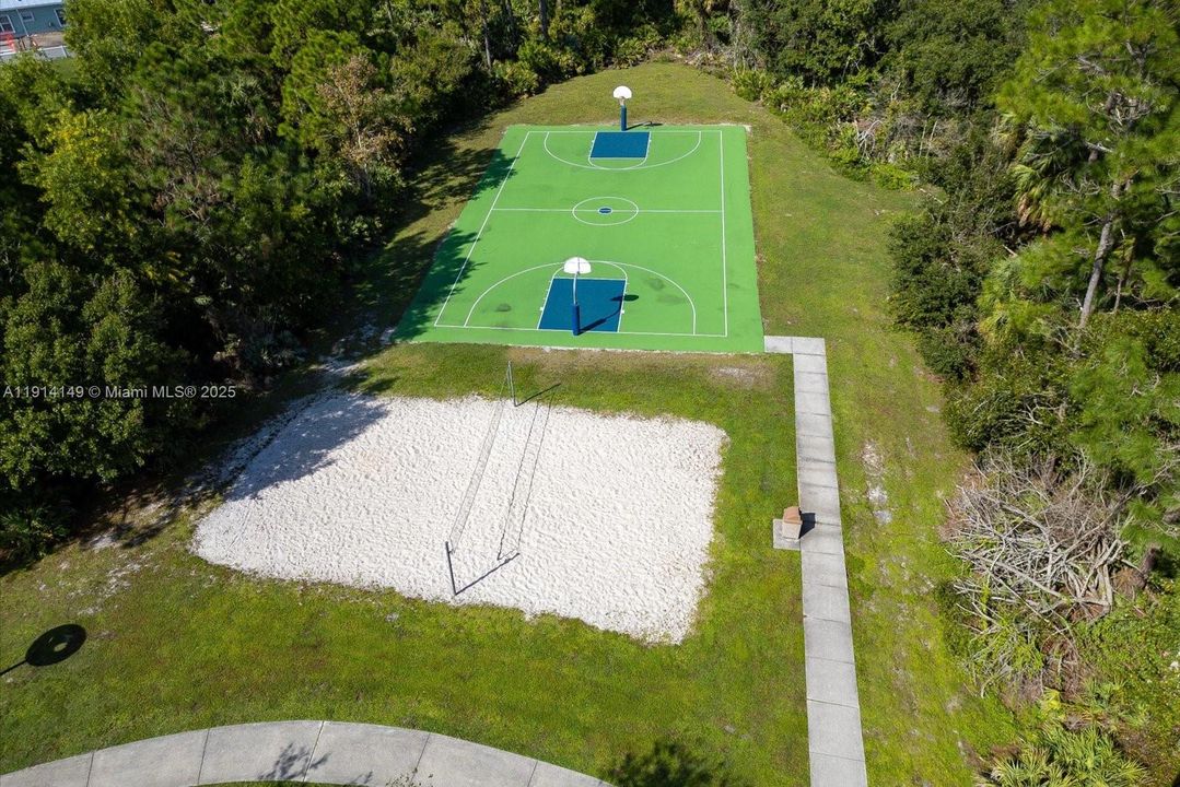 En Venta: $319,999 (3 camas, 2 baños, 1354 Pies cuadrados)