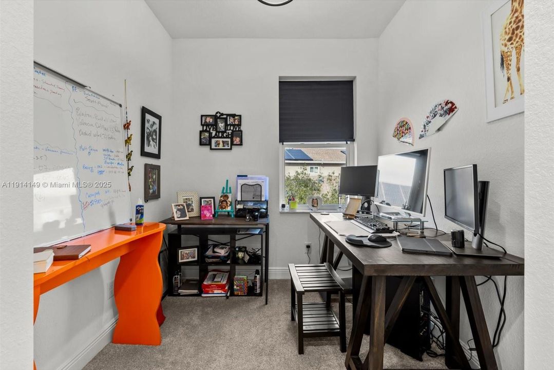 En Venta: $319,999 (3 camas, 2 baños, 1354 Pies cuadrados)