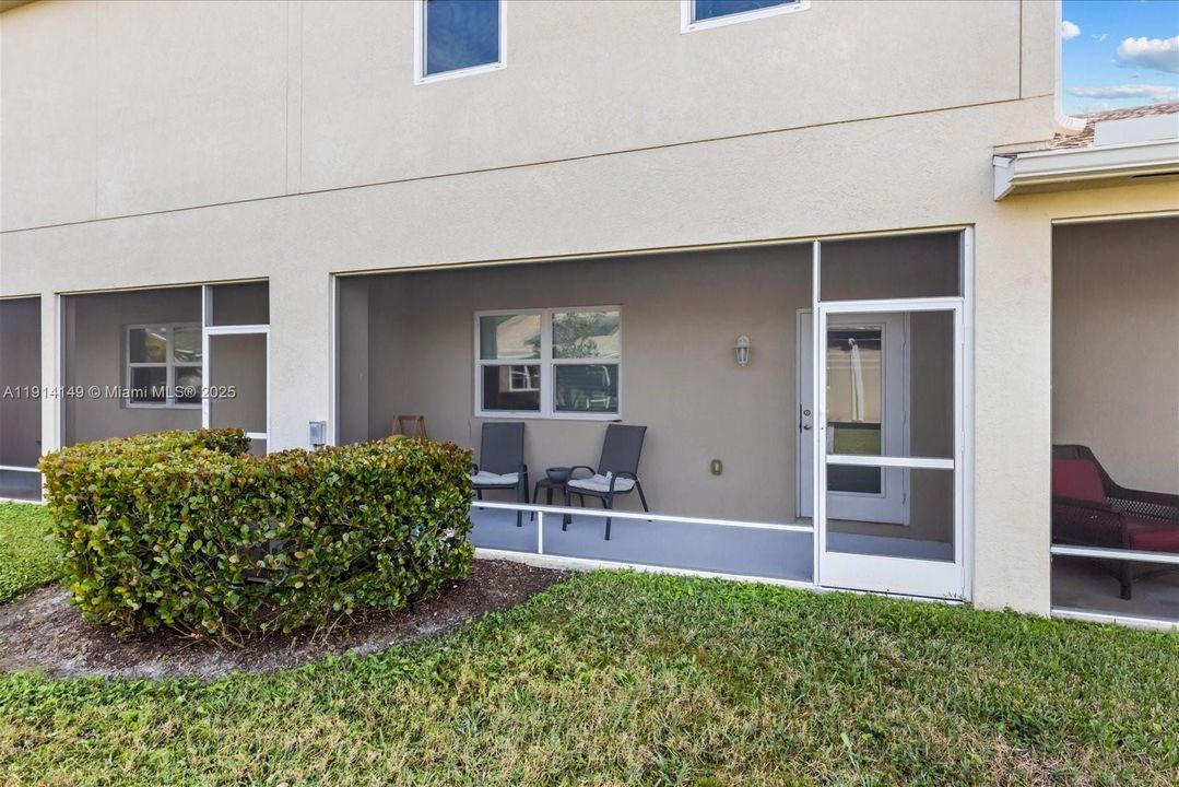 En Venta: $319,999 (3 camas, 2 baños, 1354 Pies cuadrados)