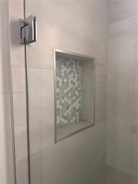 В аренду: $2,600 (2 спален, 1 ванн, 900 Квадратных фут)