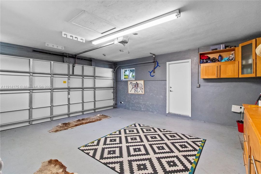 待售: $1,099,999 (3 贝兹, 2 浴室, 1906 平方英尺)