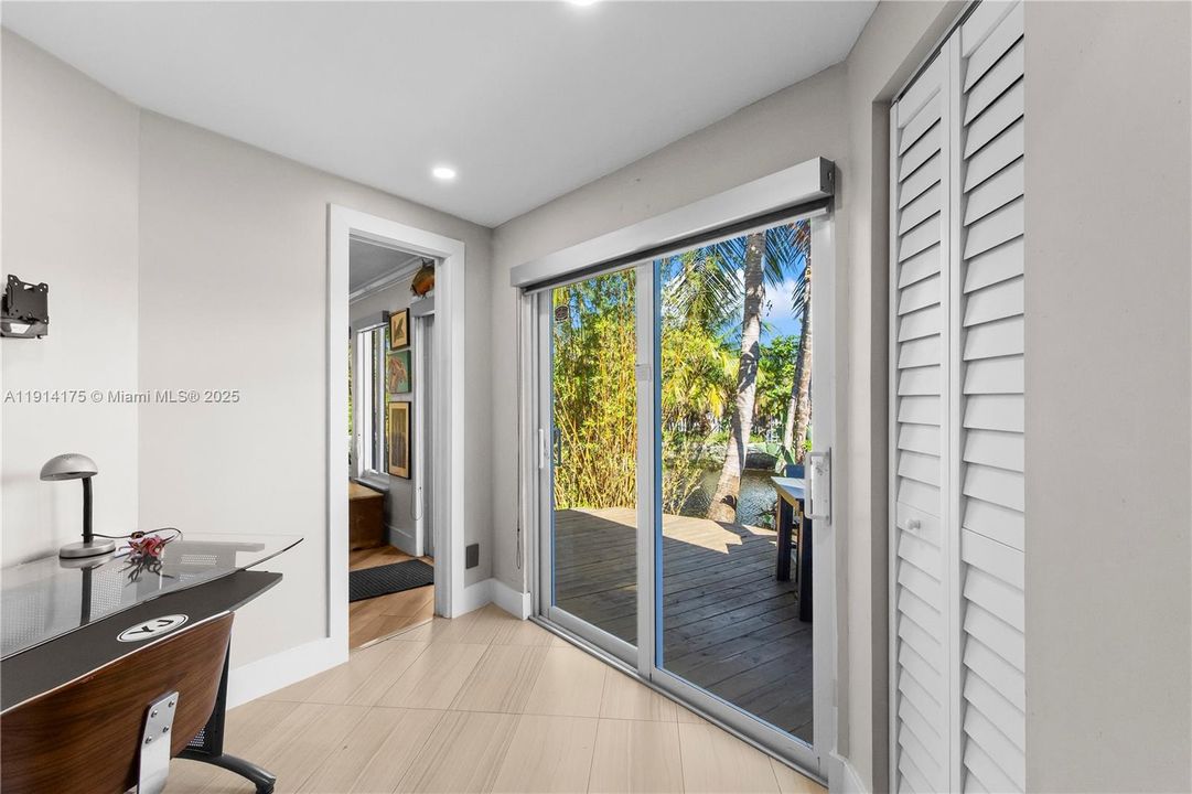 待售: $1,099,999 (3 贝兹, 2 浴室, 1906 平方英尺)