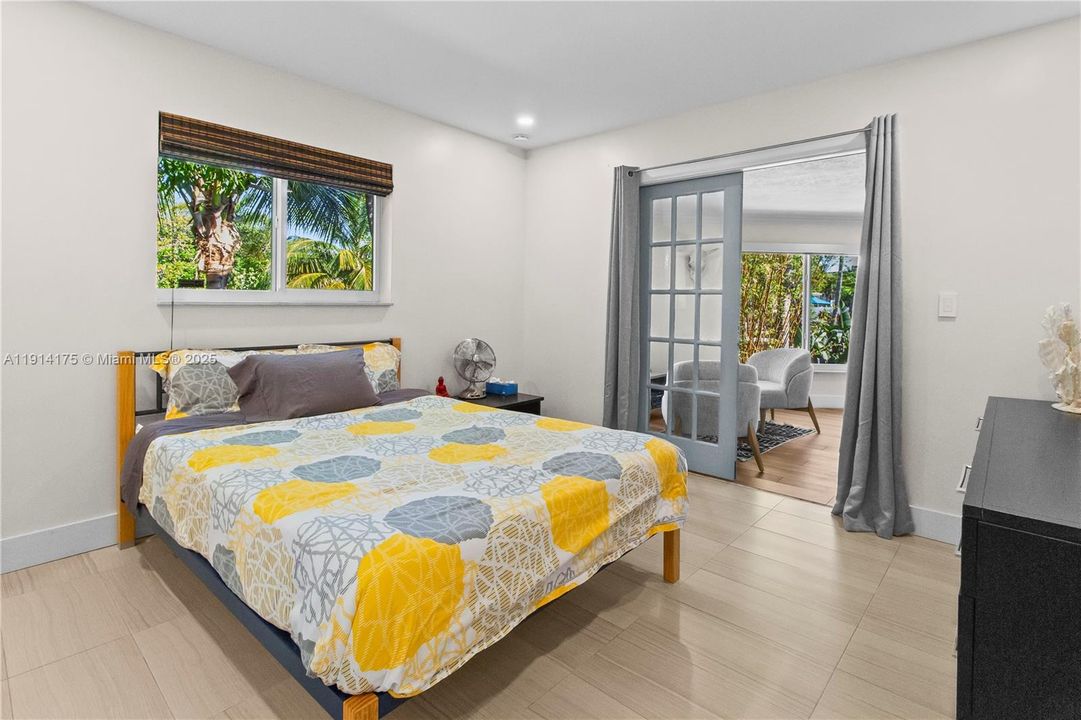 待售: $1,099,999 (3 贝兹, 2 浴室, 1906 平方英尺)