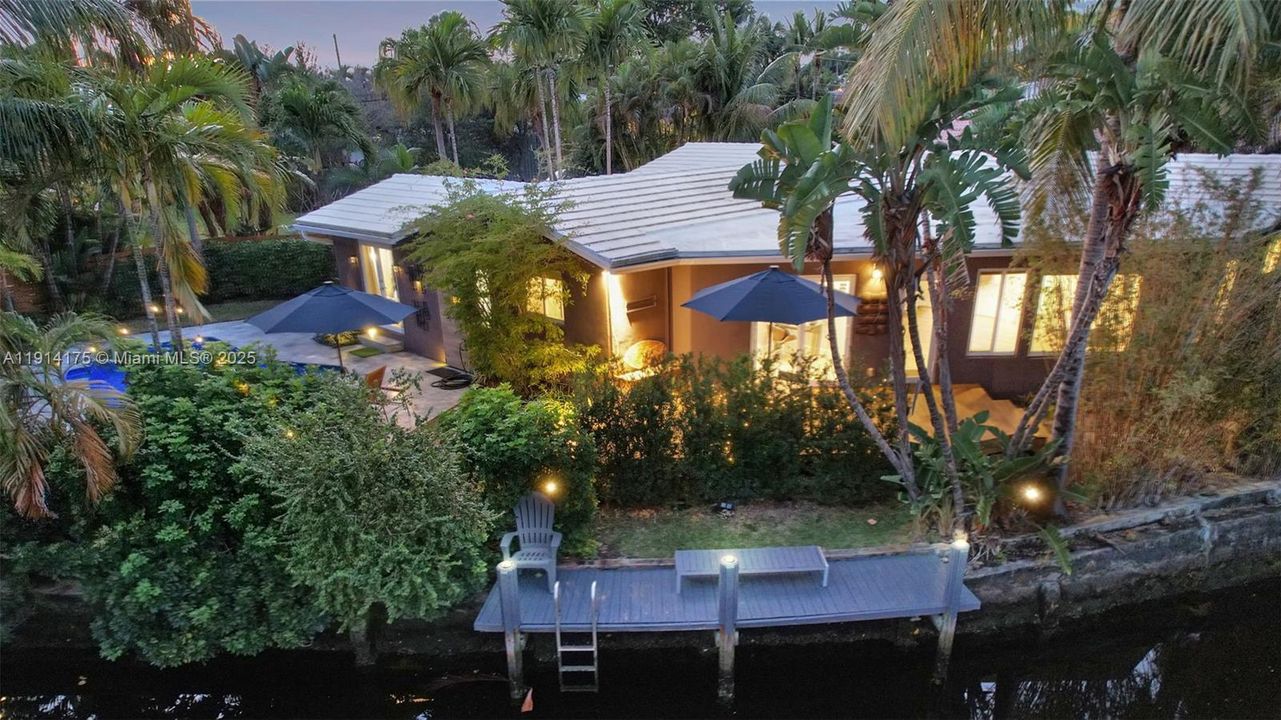 待售: $1,099,999 (3 贝兹, 2 浴室, 1906 平方英尺)